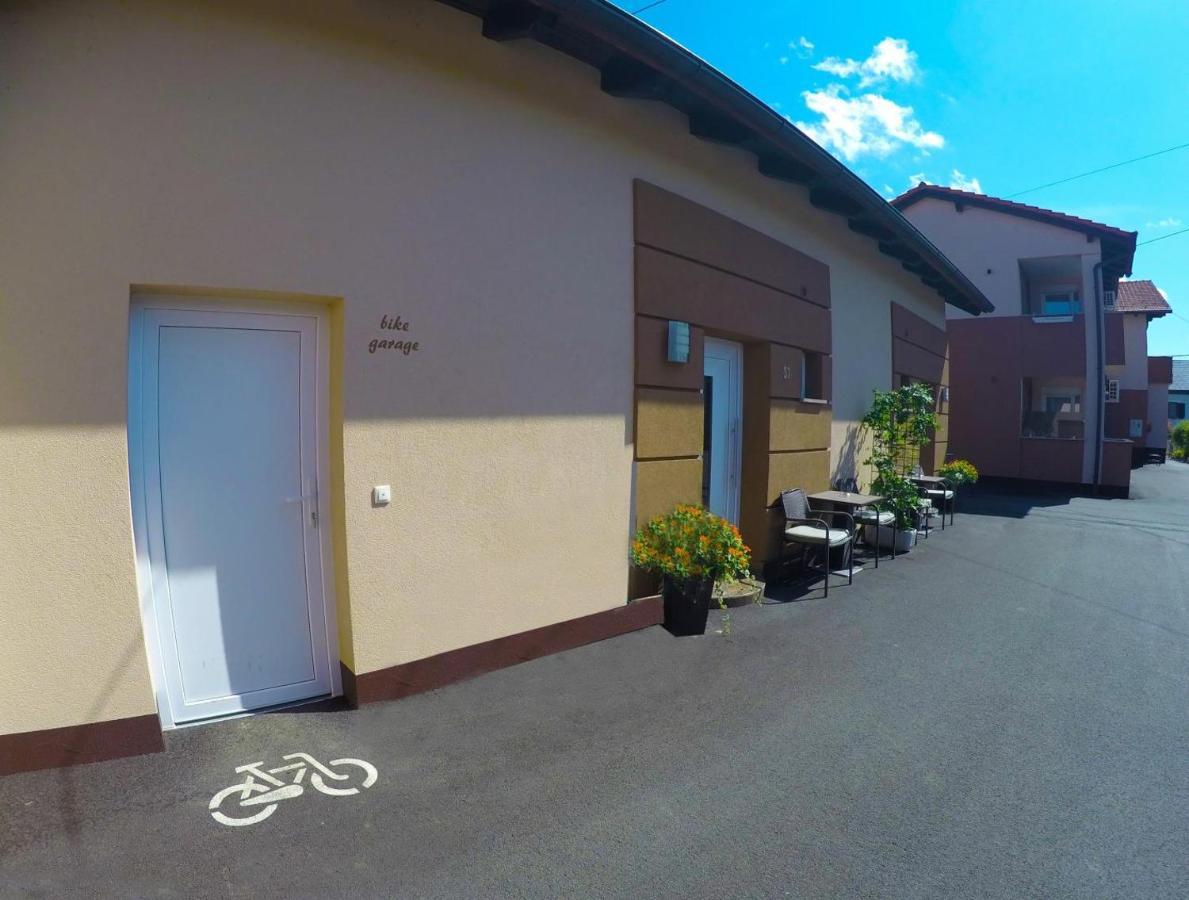 Apartments And Rooms Rea Sveti Martin Na Muri Exterior photo