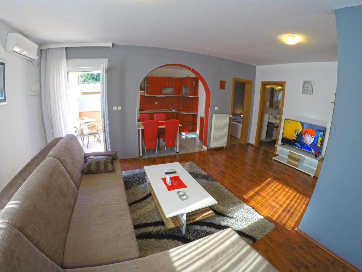 Apartments And Rooms Rea Sveti Martin Na Muri Exterior photo
