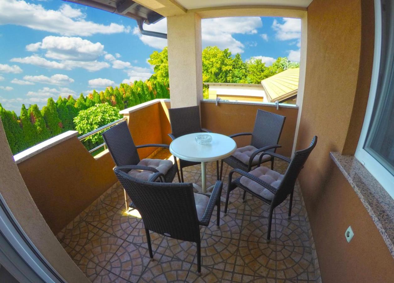 Apartments And Rooms Rea Sveti Martin Na Muri Exterior photo
