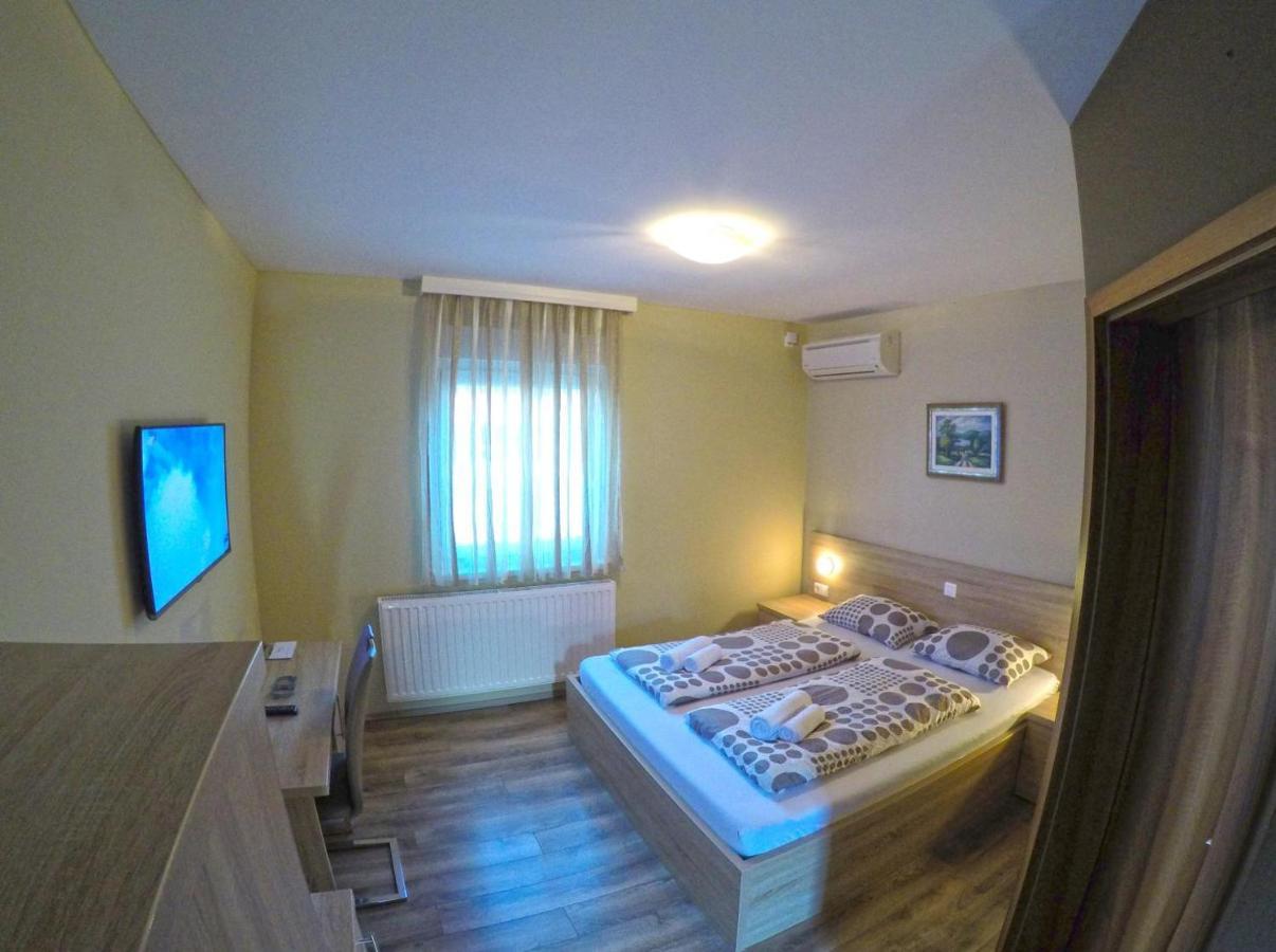 Apartments And Rooms Rea Sveti Martin Na Muri Exterior photo